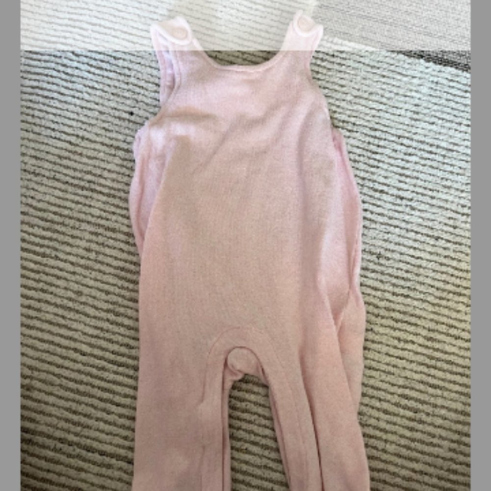 🤍4/$25 Old navy baby overalls romper